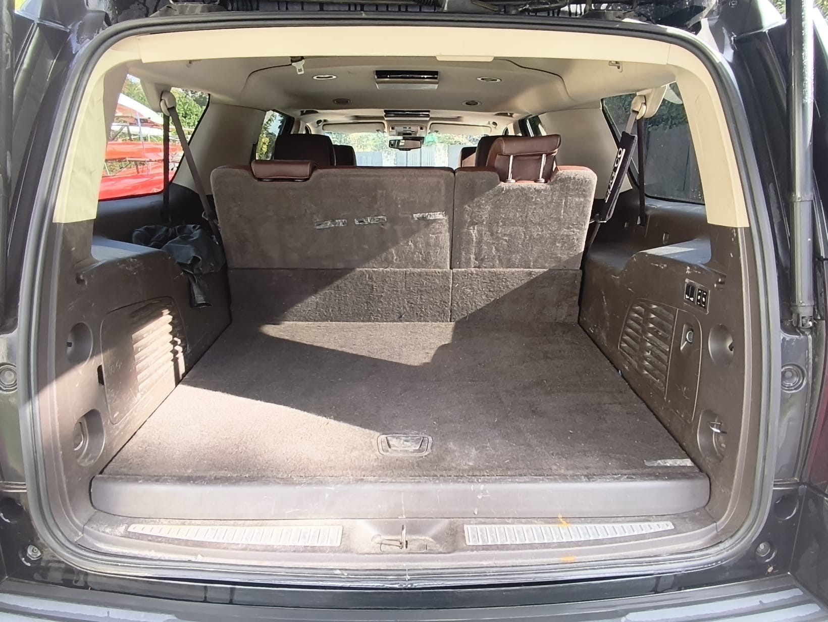 CHEVROLET SUBURBAN 5.3 V8-image-7