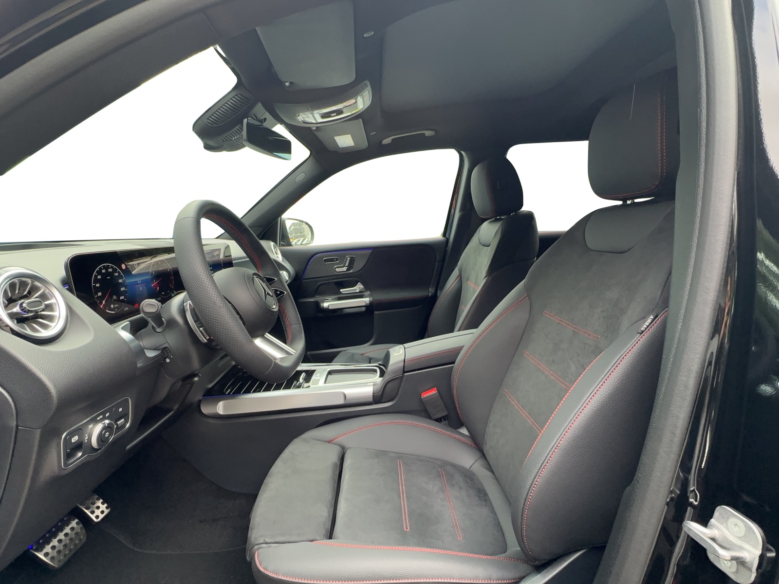 MERCEDES-BENZ GLB 250 4Matic 8G-Tronic-image-8
