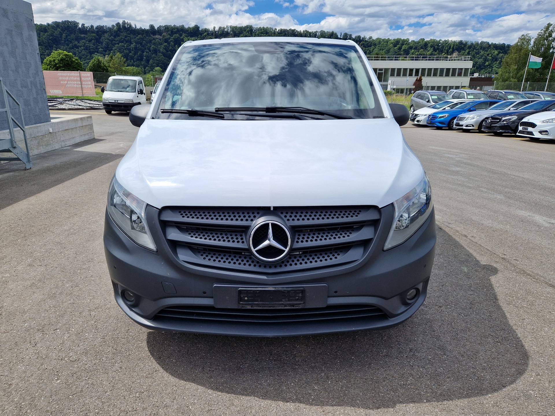 MERCEDES-BENZ Vito 116 CDI Mixto L 7G-Tronic Euro 5-image-2