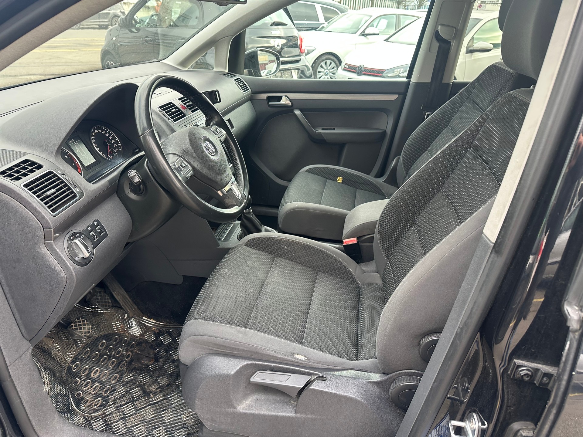 VW Touran 1.2 TSI BlueMotion Technology Highline-image-9