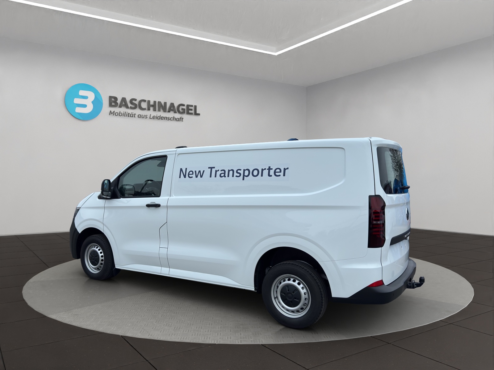 VW Transporter 2.0 TDI Automat-image-2