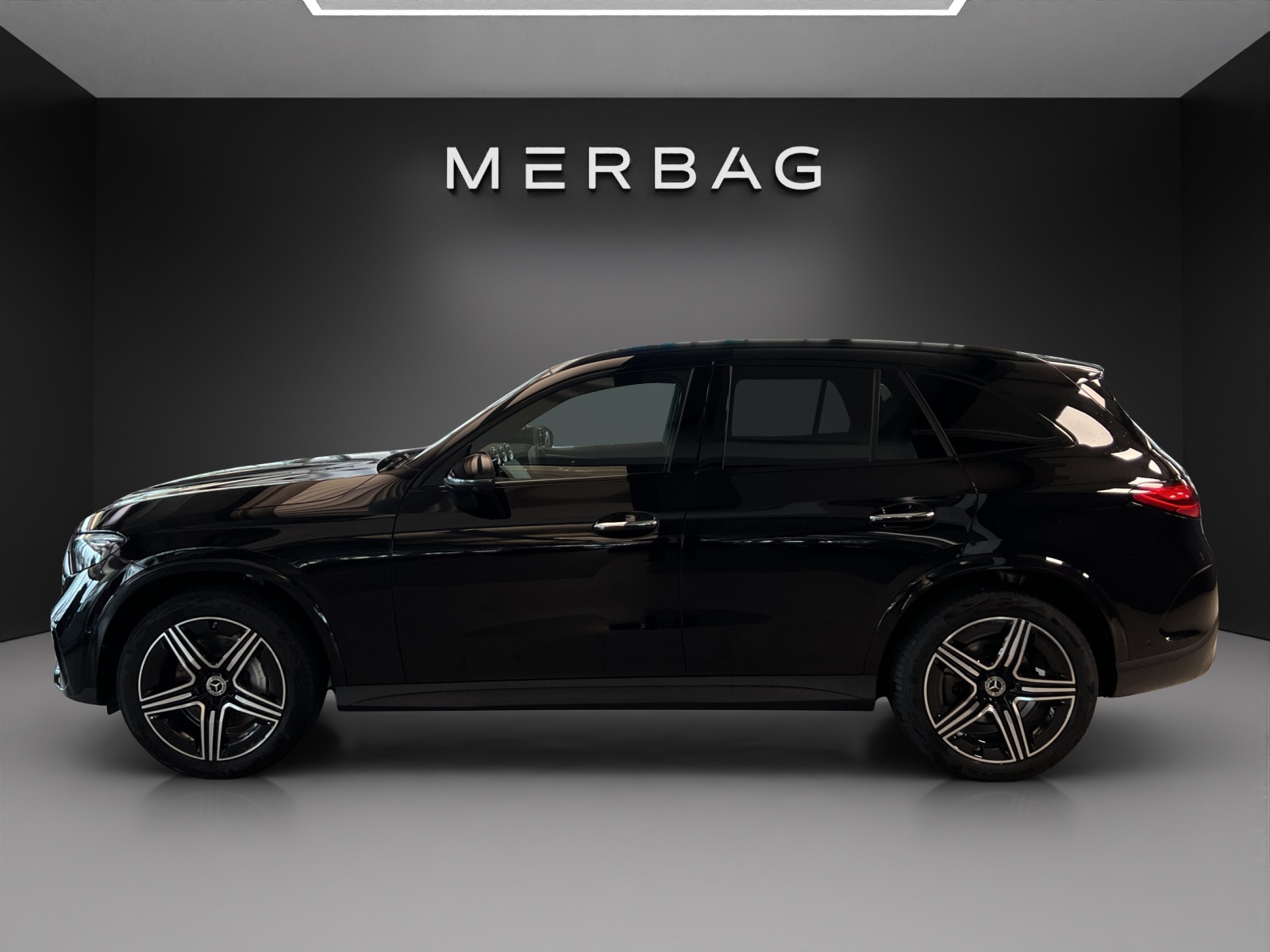 MERCEDES-BENZ GLC 300 d 4M 9G-Tronic-image-1