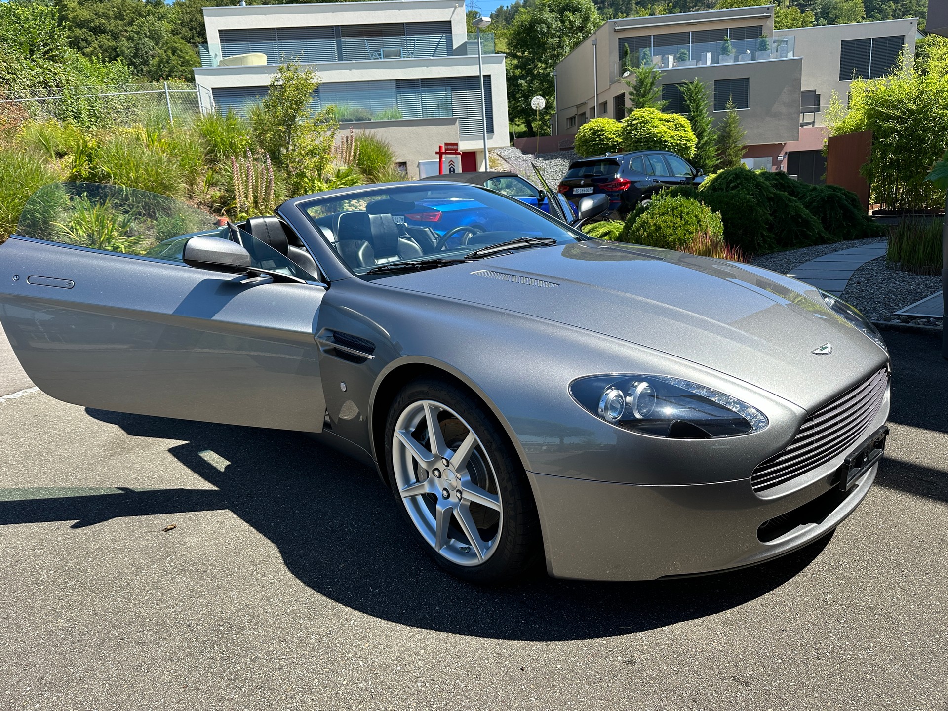 ASTON MARTIN V8 Vantage 4.3 Sportshift-image-5