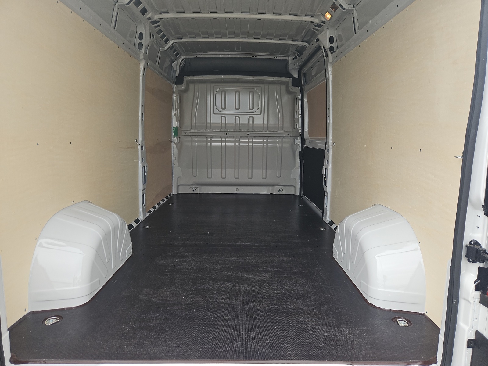 FIAT L3H2 180Ps mit A8-Automatic Getriebe und Top Ausstattung!!!!-image-11