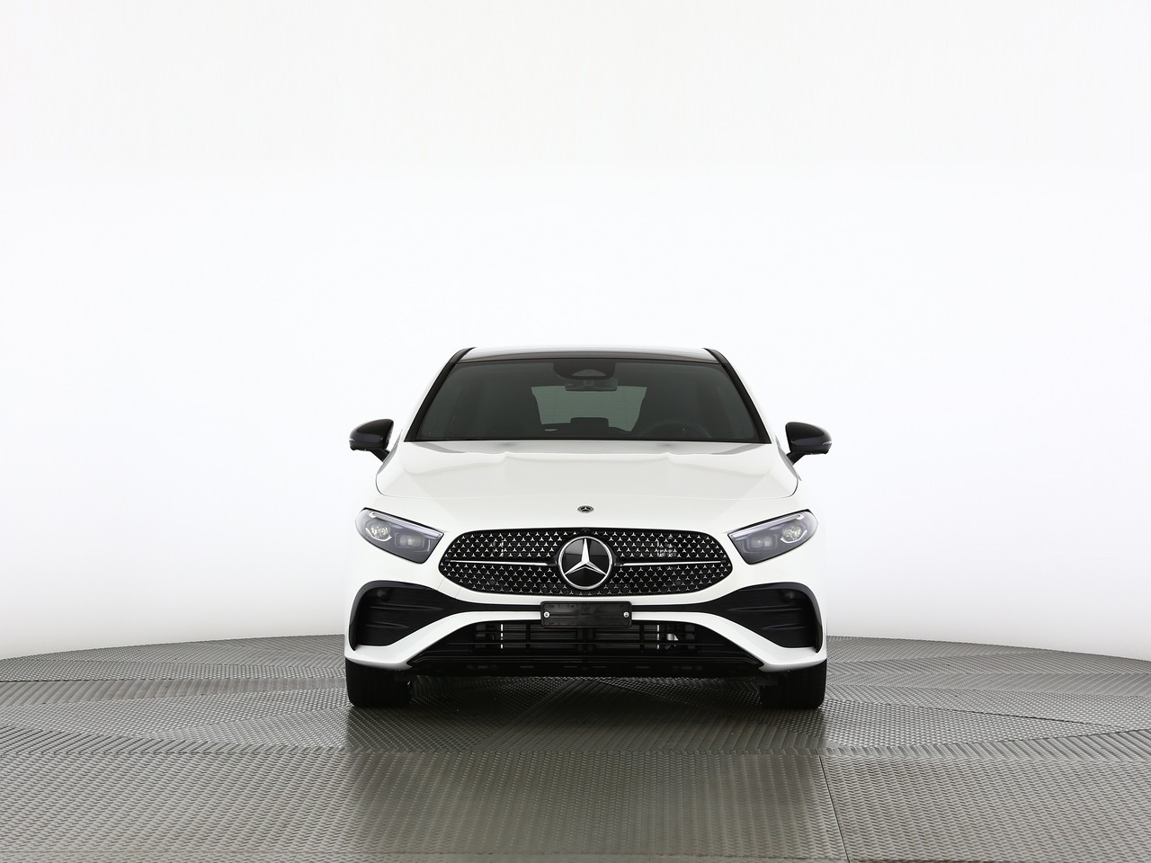 MERCEDES-BENZ A 250 e EQ Star 8G-DCT-image-1