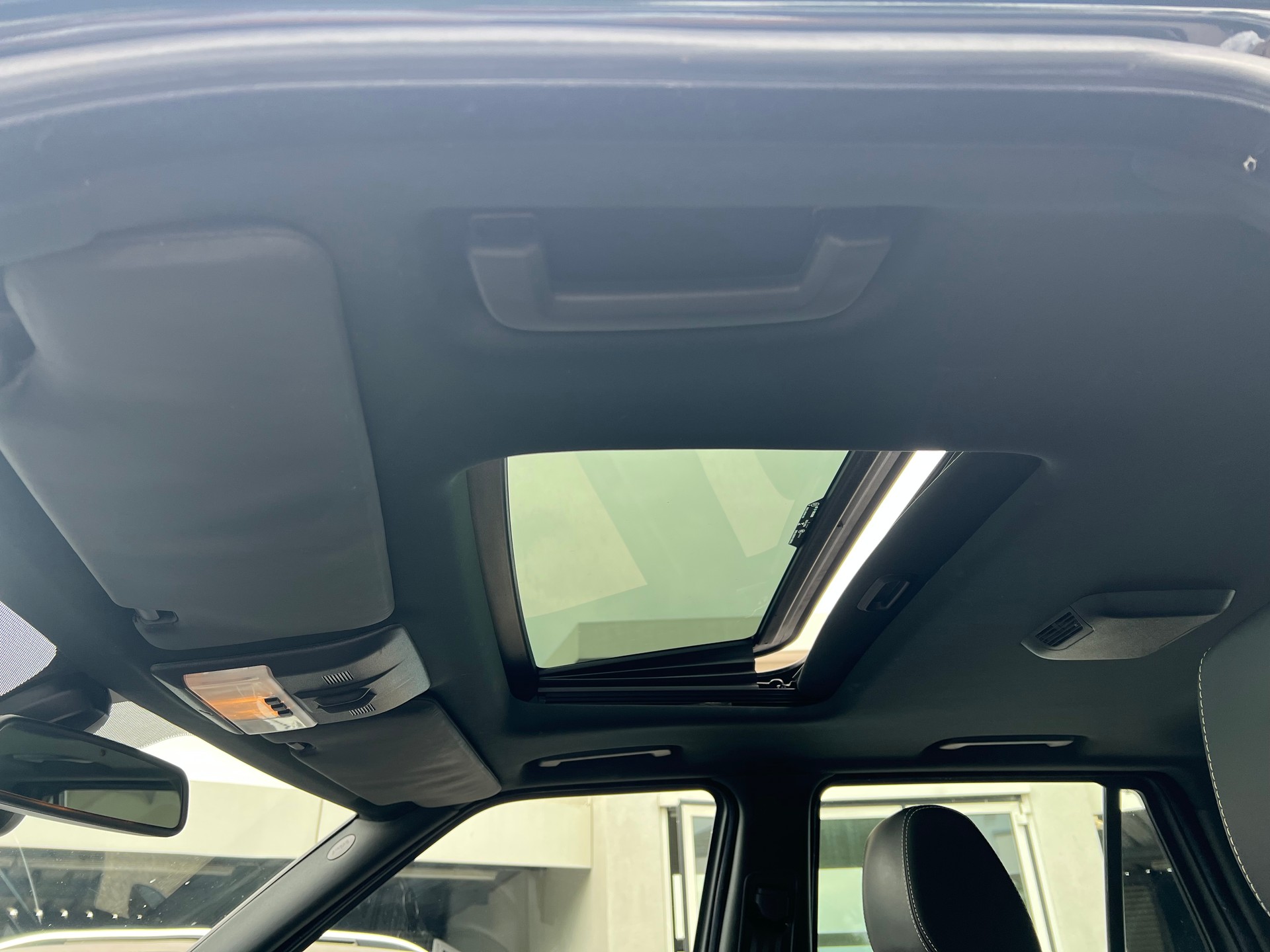 LAND ROVER Range Rover Sport 3.0 TDV6 Automatic-image-12