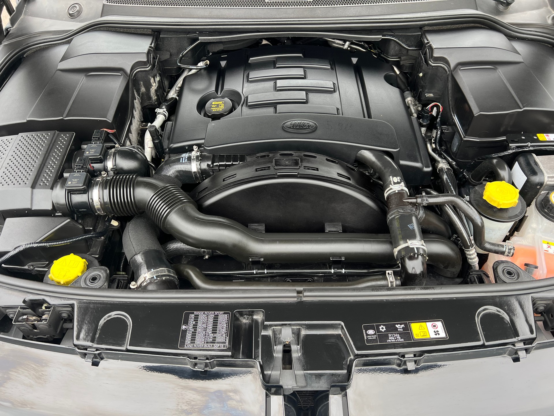 LAND ROVER Range Rover Sport 3.0 TDV6 Automatic-image-15