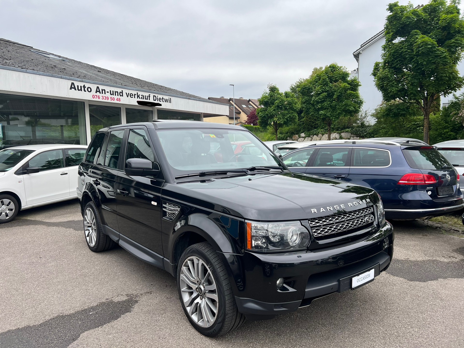 LAND ROVER Range Rover Sport 3.0 TDV6 Automatic-image-2