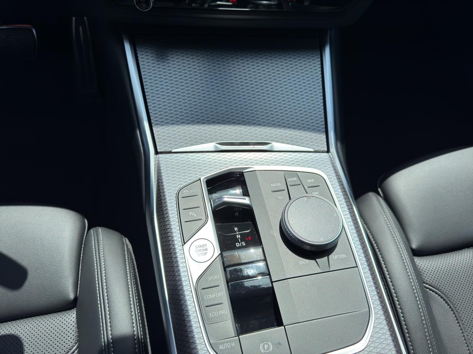 BMW 320d xDrive M Sport-image-12