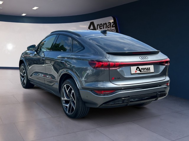 AUDI SQ6 Sportback e-tron quattro-image-2
