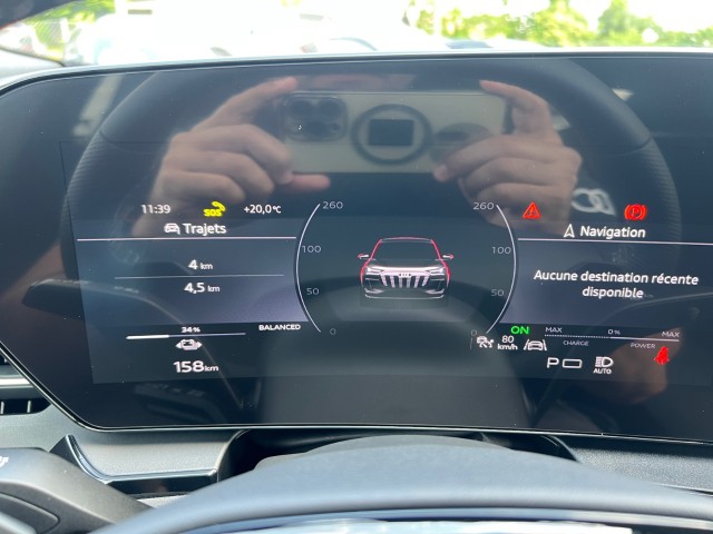 AUDI SQ6 Sportback e-tron quattro-image-13