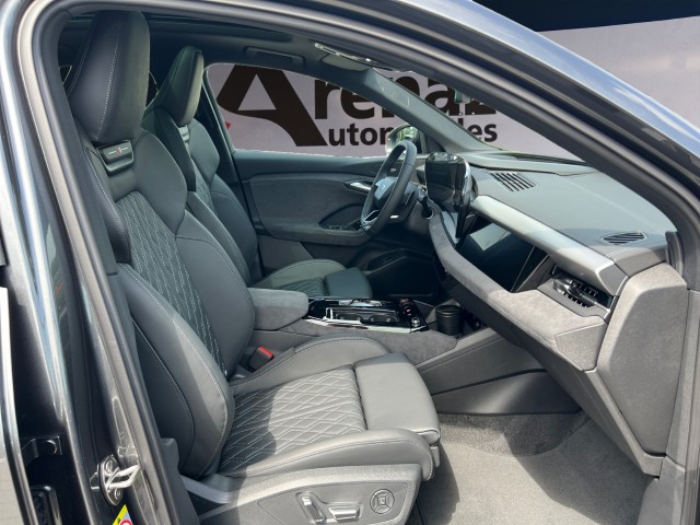 AUDI SQ6 Sportback e-tron quattro-image-16