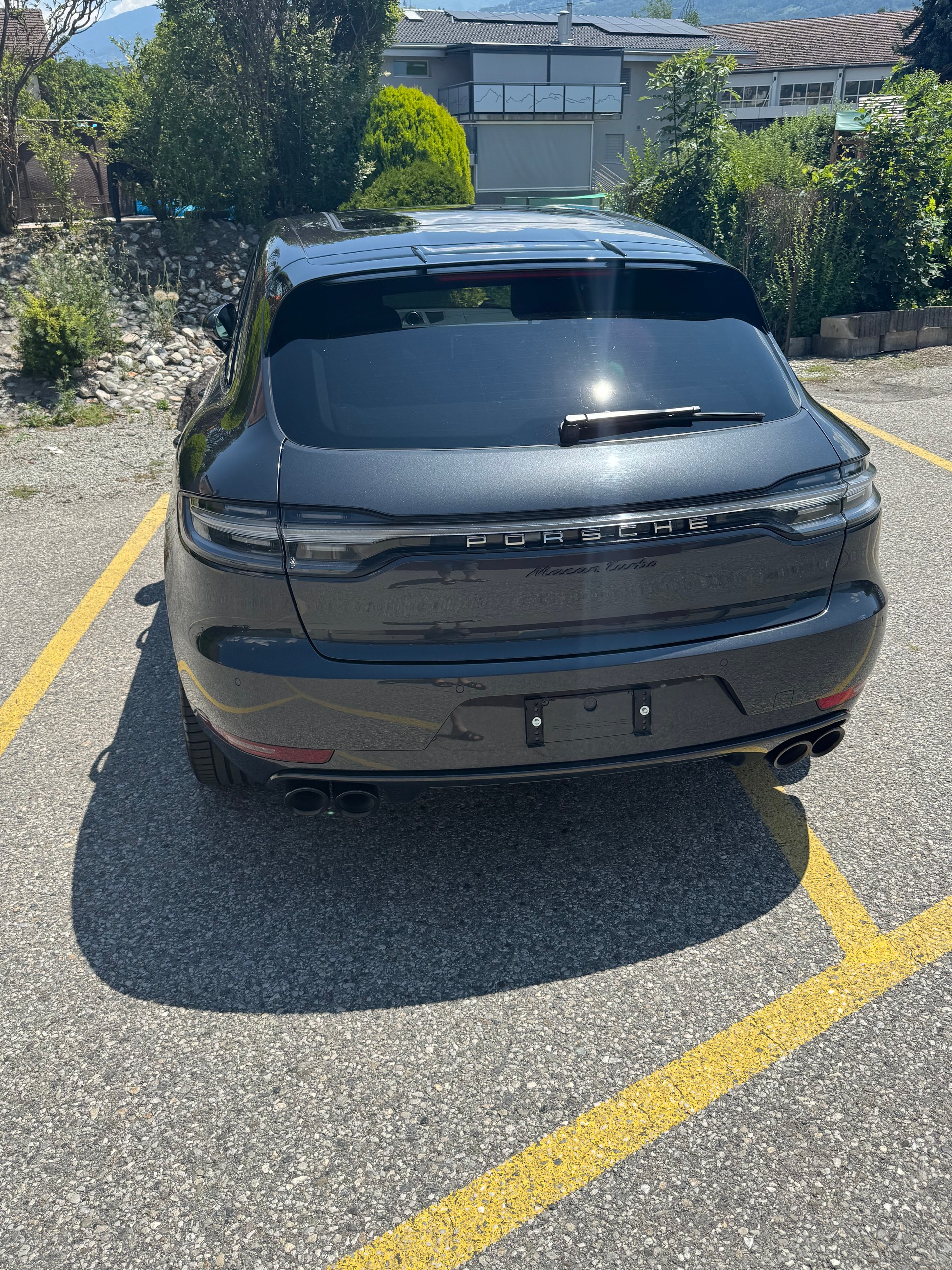 PORSCHE Macan Turbo PDK-image-6