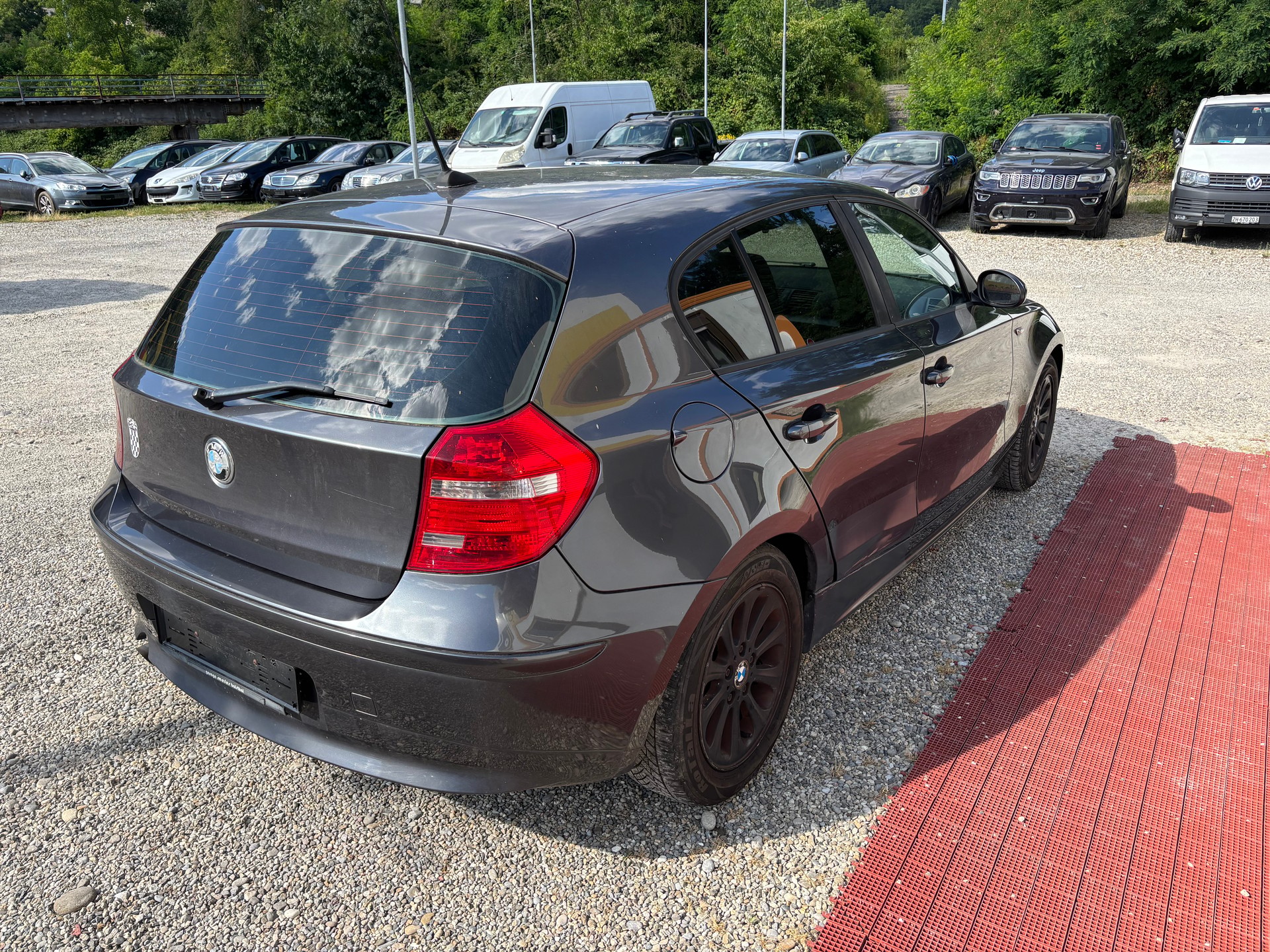 BMW 118d-image-3