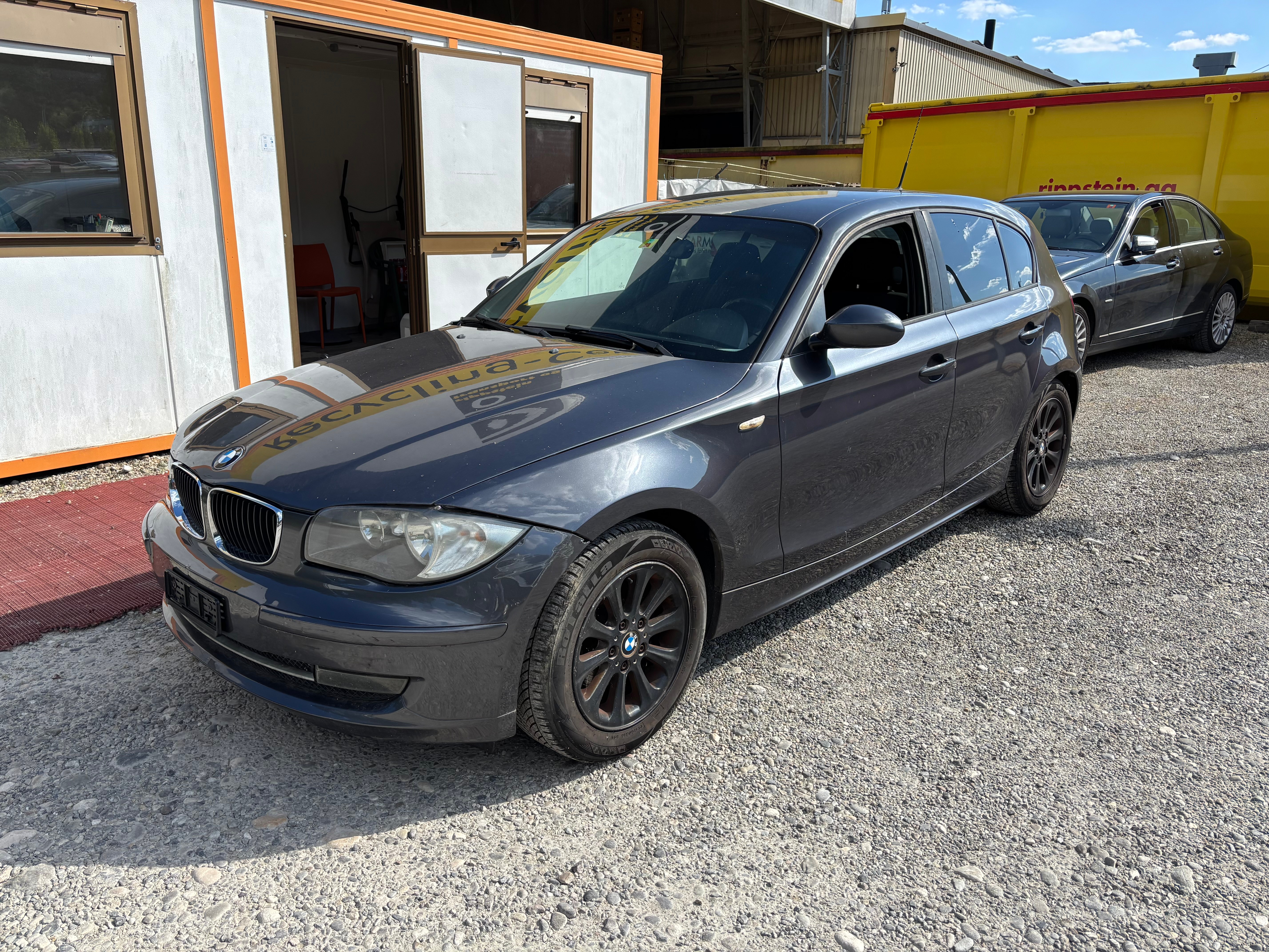 Car photo