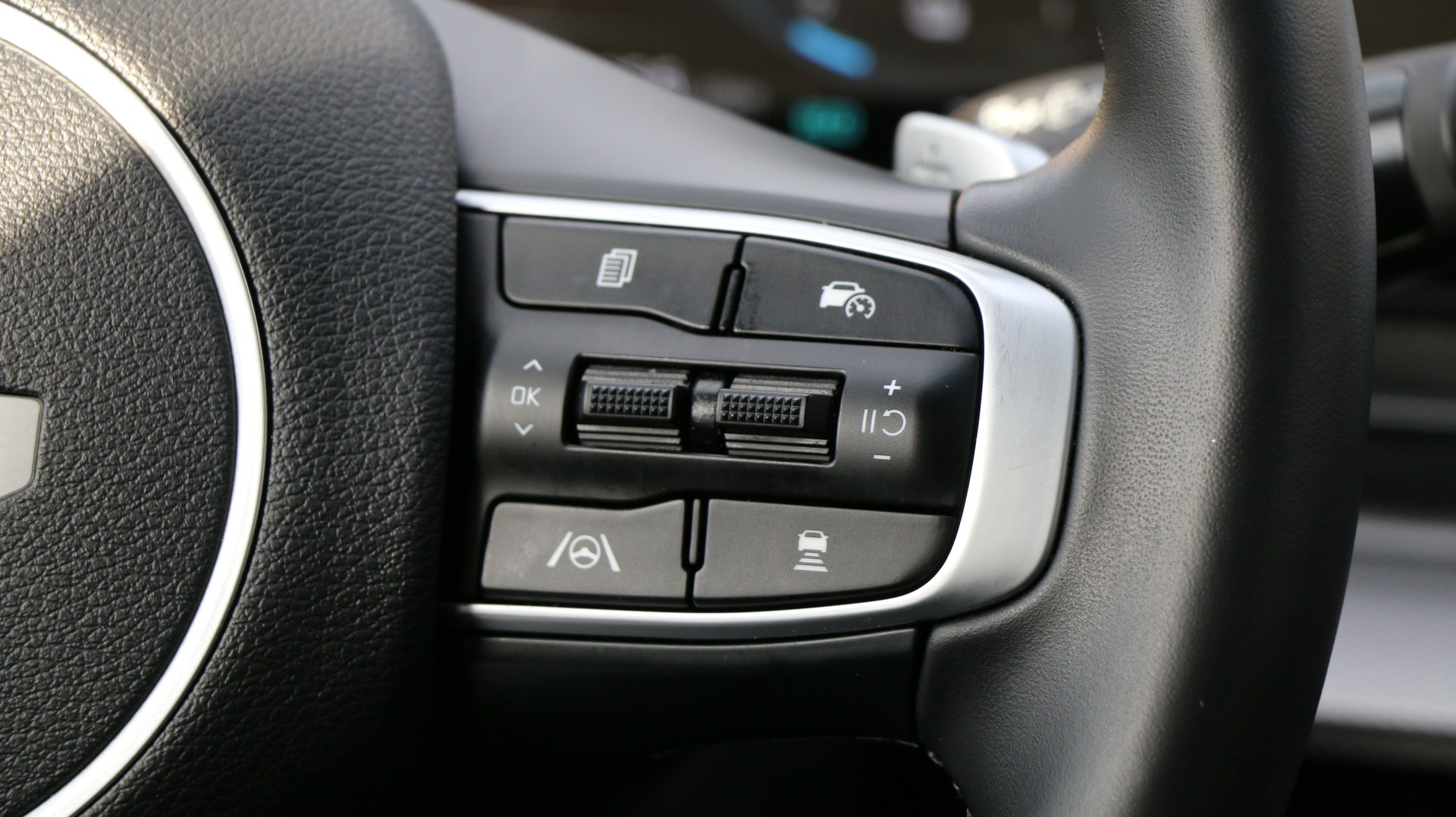 KIA Sportage 1.6T HEV GT-image-25