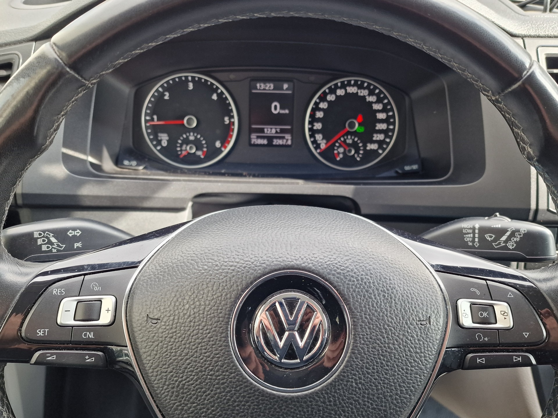 VW T6 2.0 TDI 4Motion DSG-image-9