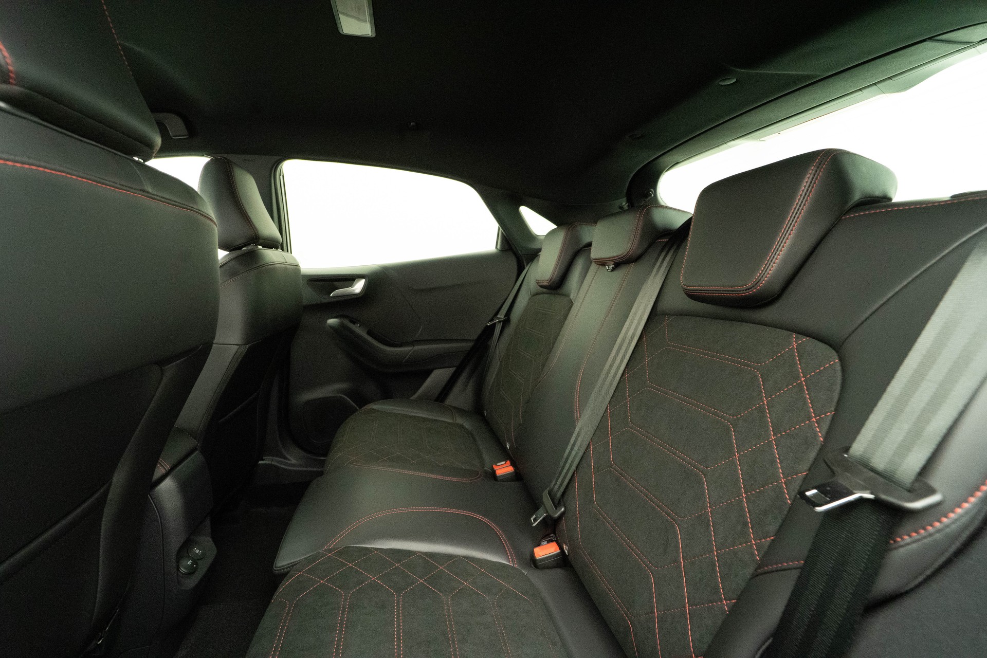 FORD Puma 1.0 EcoB Hybrid 125 ST-Line X-image-9