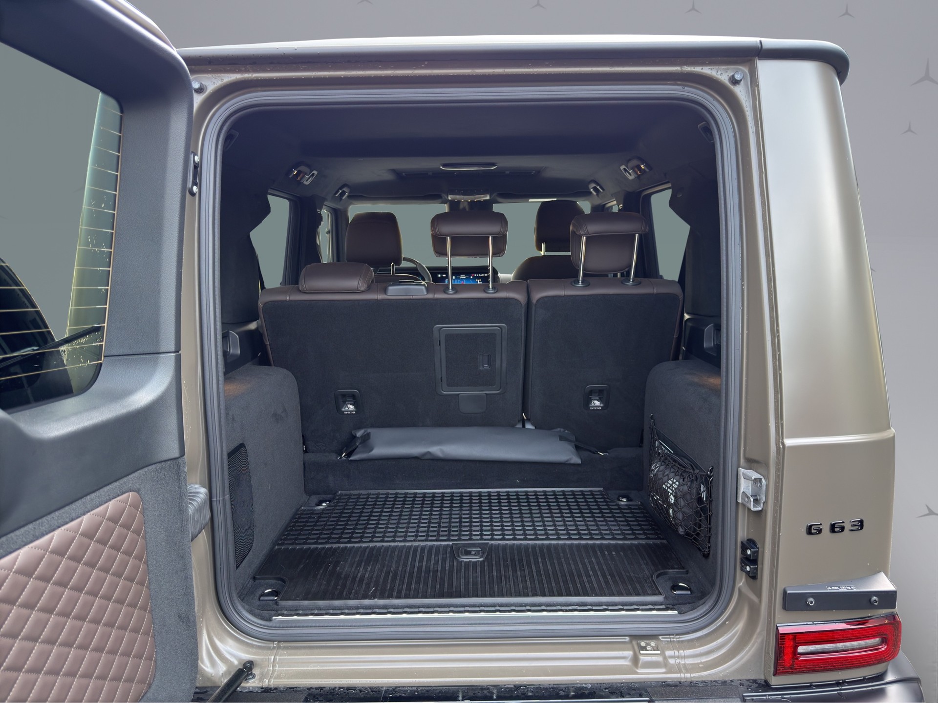 MERCEDES-BENZ G 63 AMG-image-27