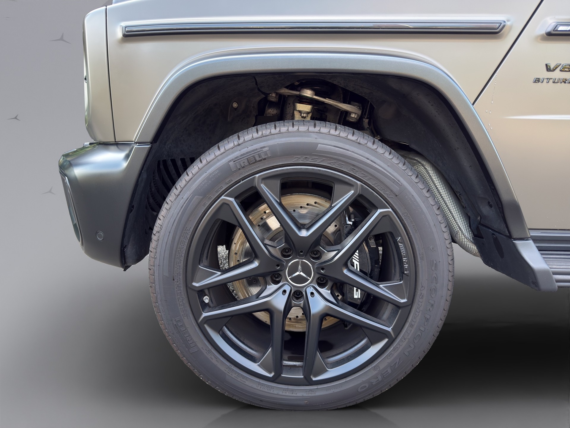 MERCEDES-BENZ G 63 AMG-image-16