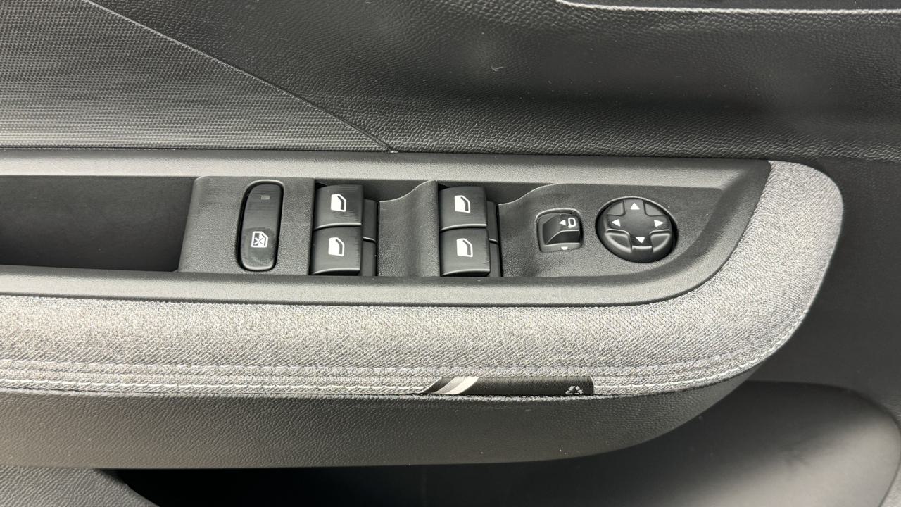 OPEL Frontera-e 44 kWh GS-image-8