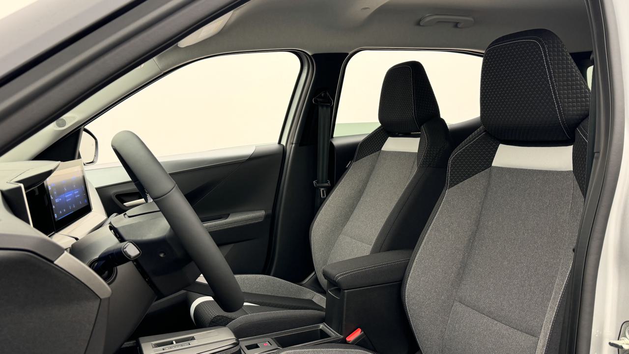 OPEL Frontera-e 44 kWh GS-image-4
