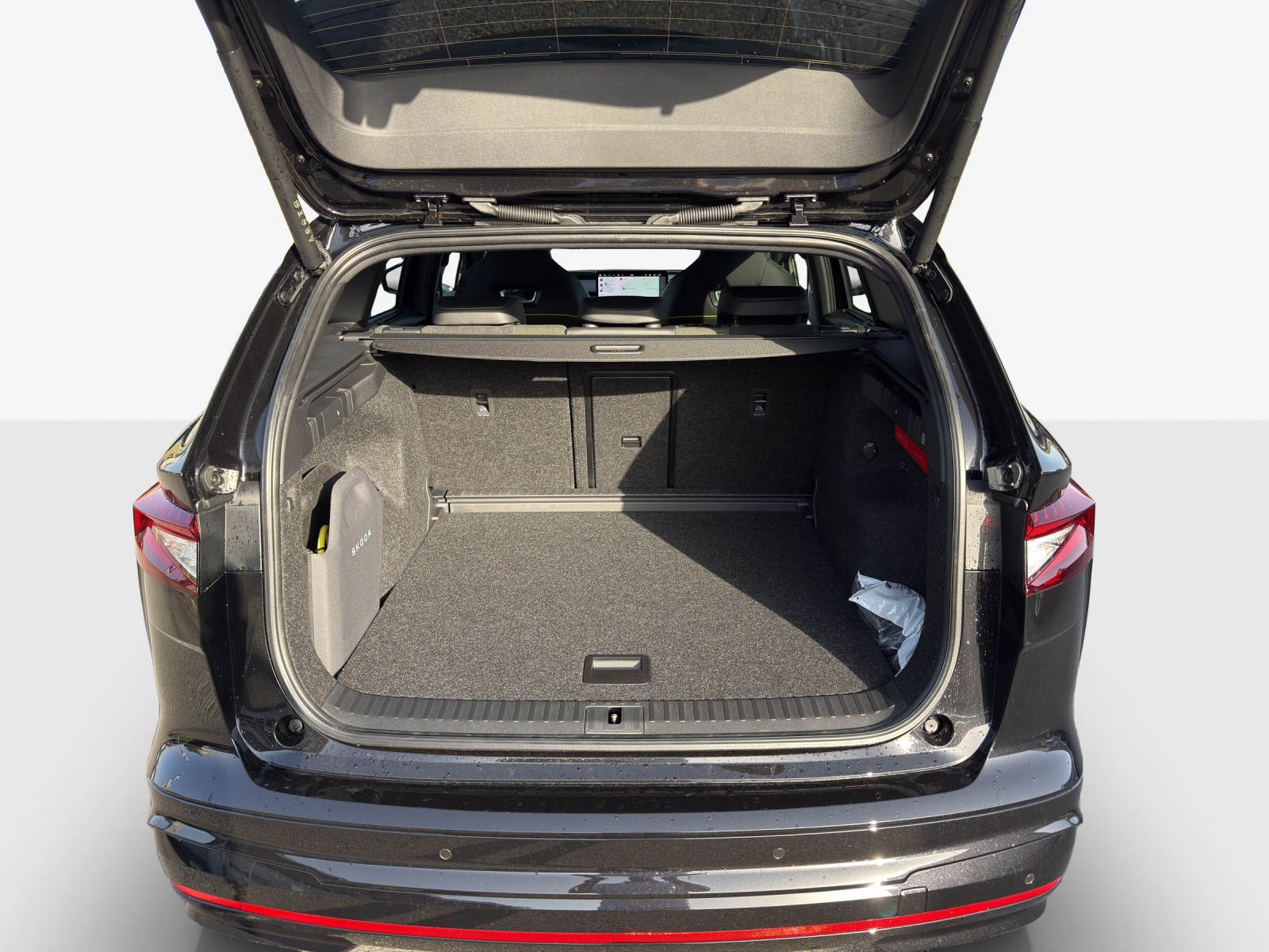 SKODA Enyaq 4x4 RS-image-12
