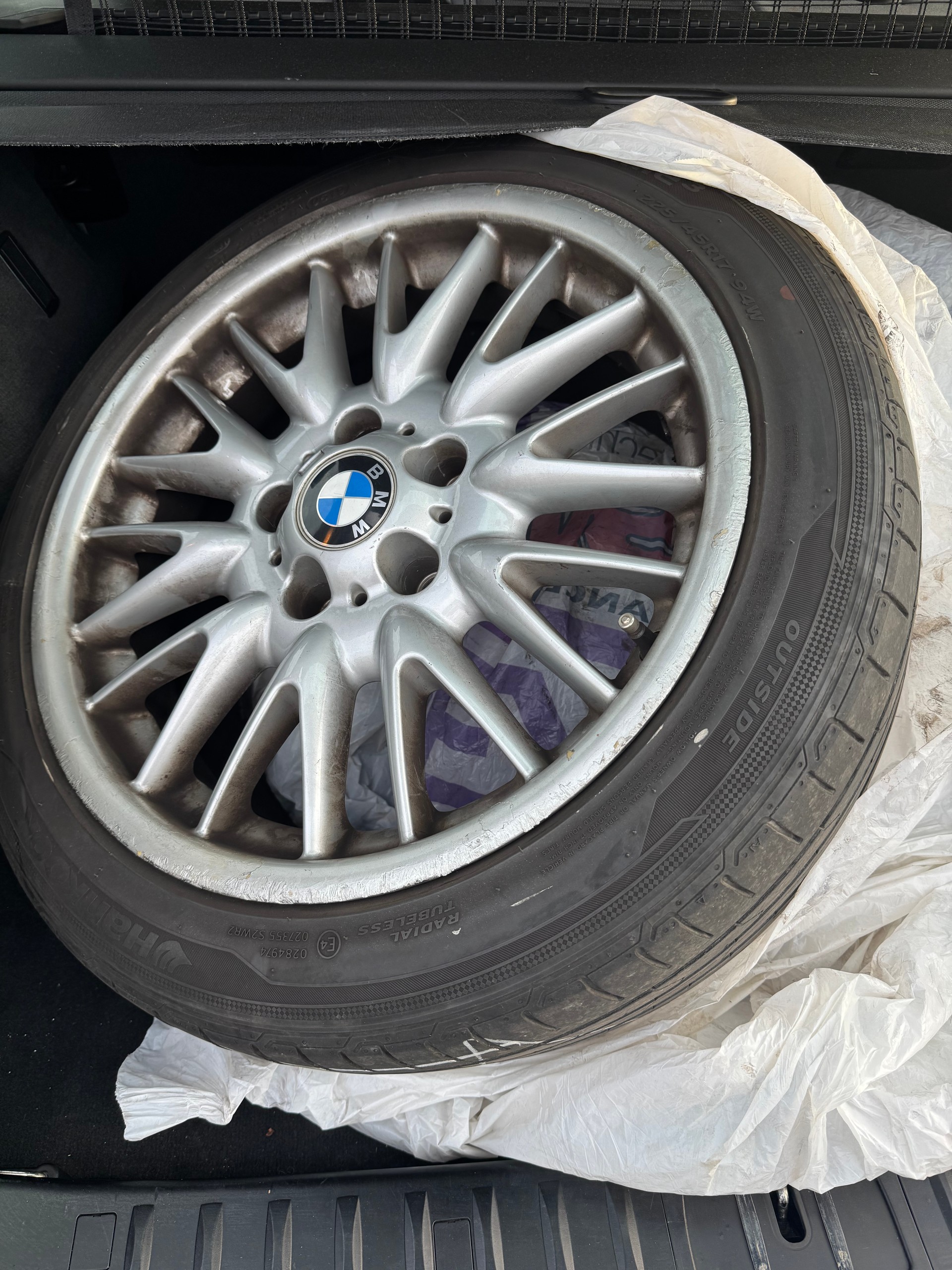 BMW 325xi Touring more4you-image-11