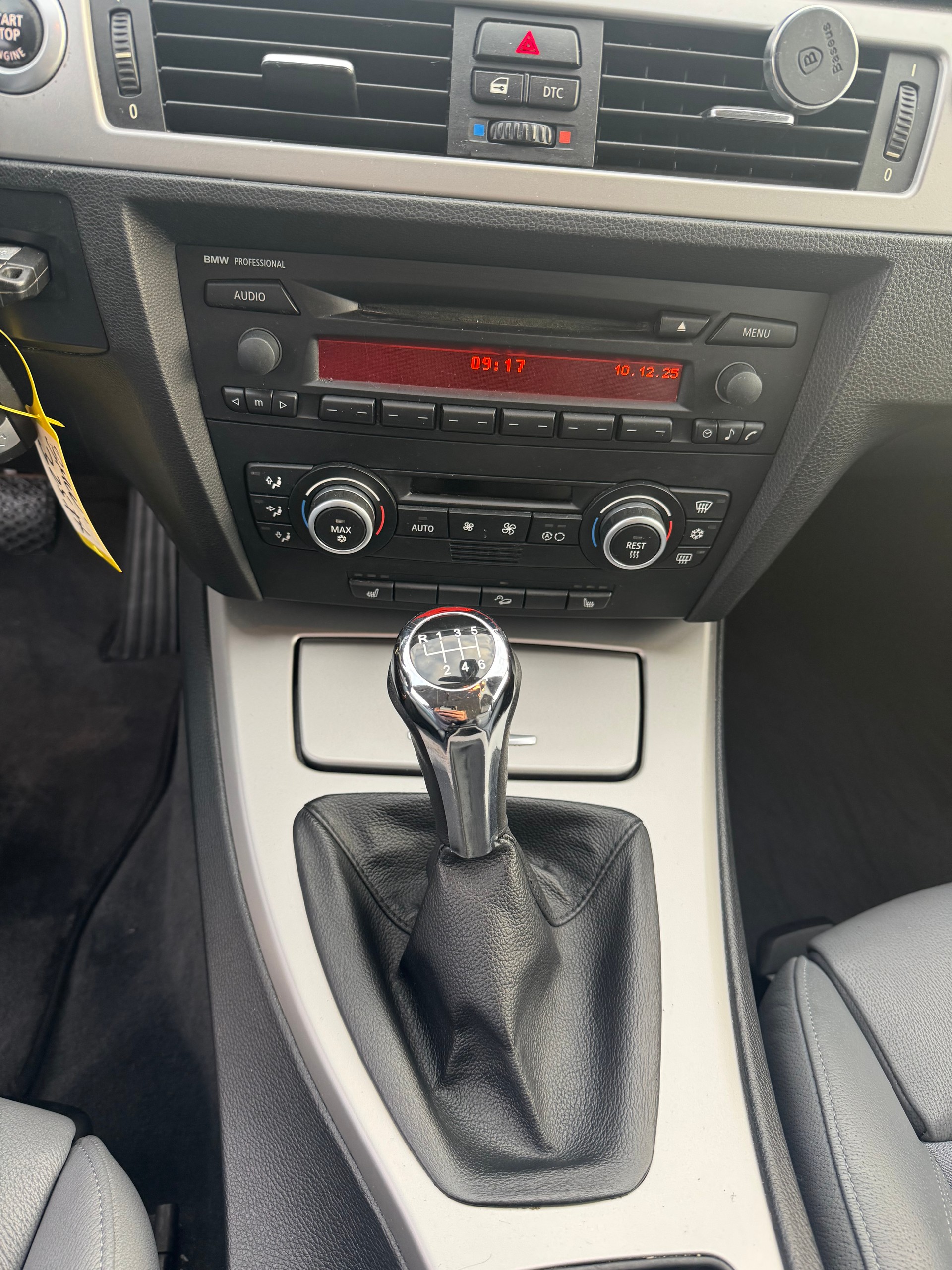 BMW 325xi Touring more4you-image-8