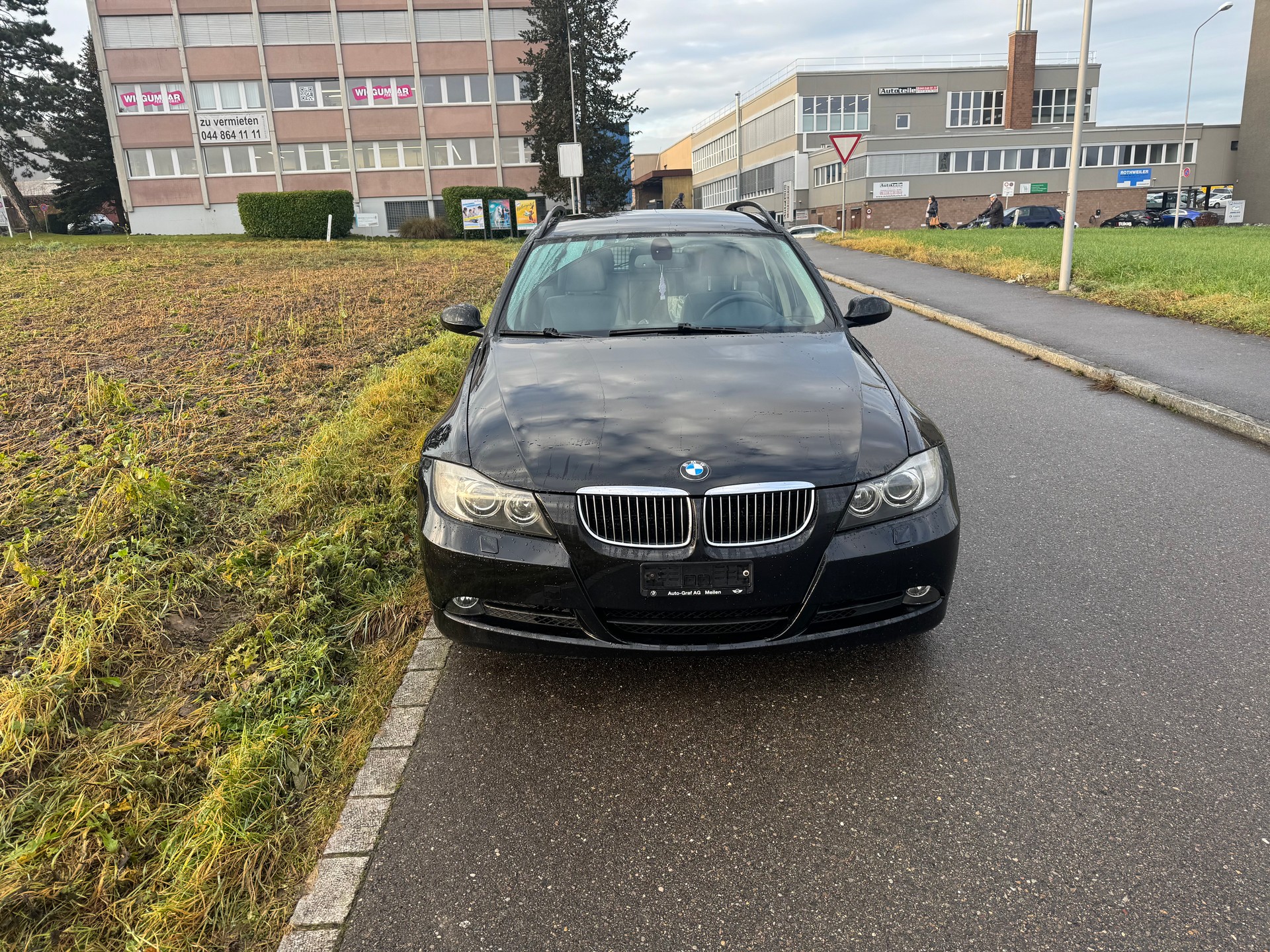 BMW 325xi Touring more4you-image-1