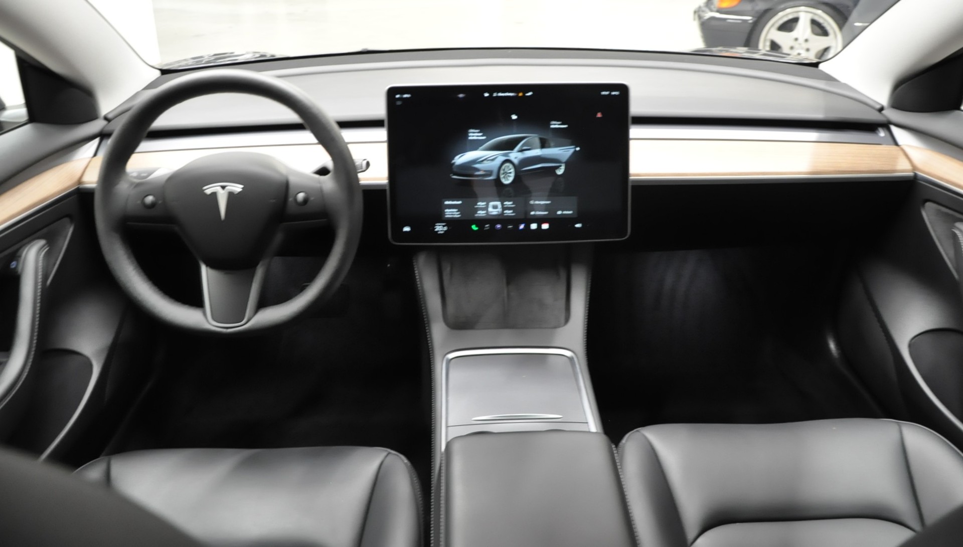 TESLA Model 3 Long Range Dual Motor AWD-image-15