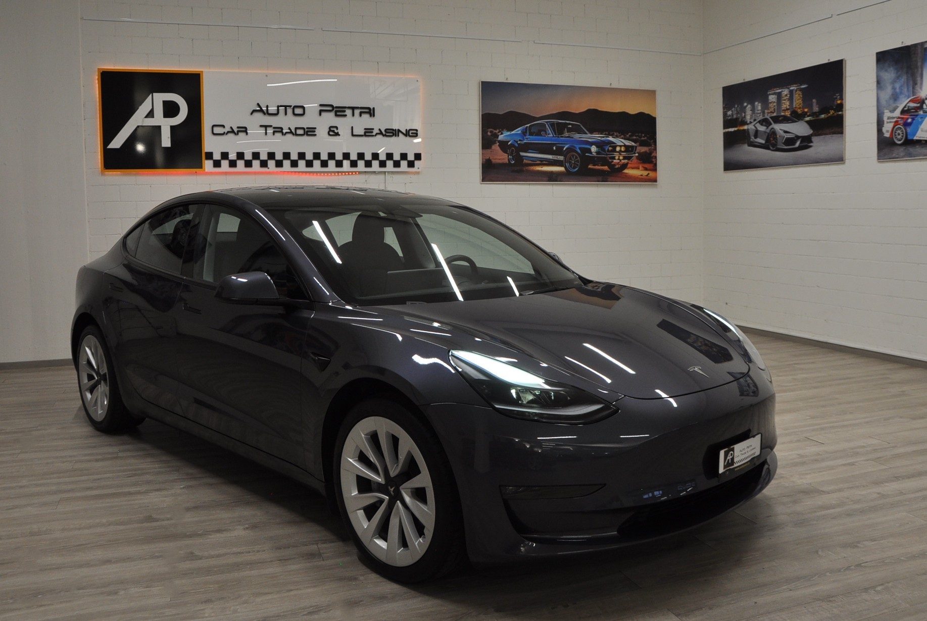 TESLA Model 3 Long Range Dual Motor AWD-image-6