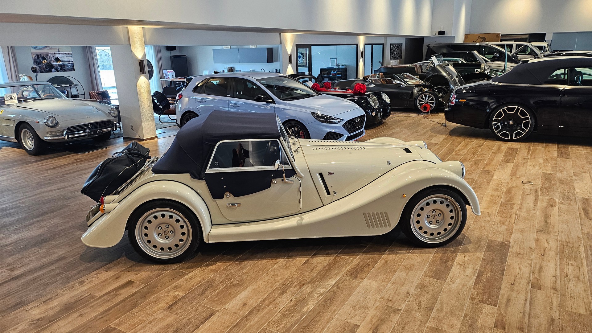 MORGAN Plus Six 3.0 Automatik-image-7