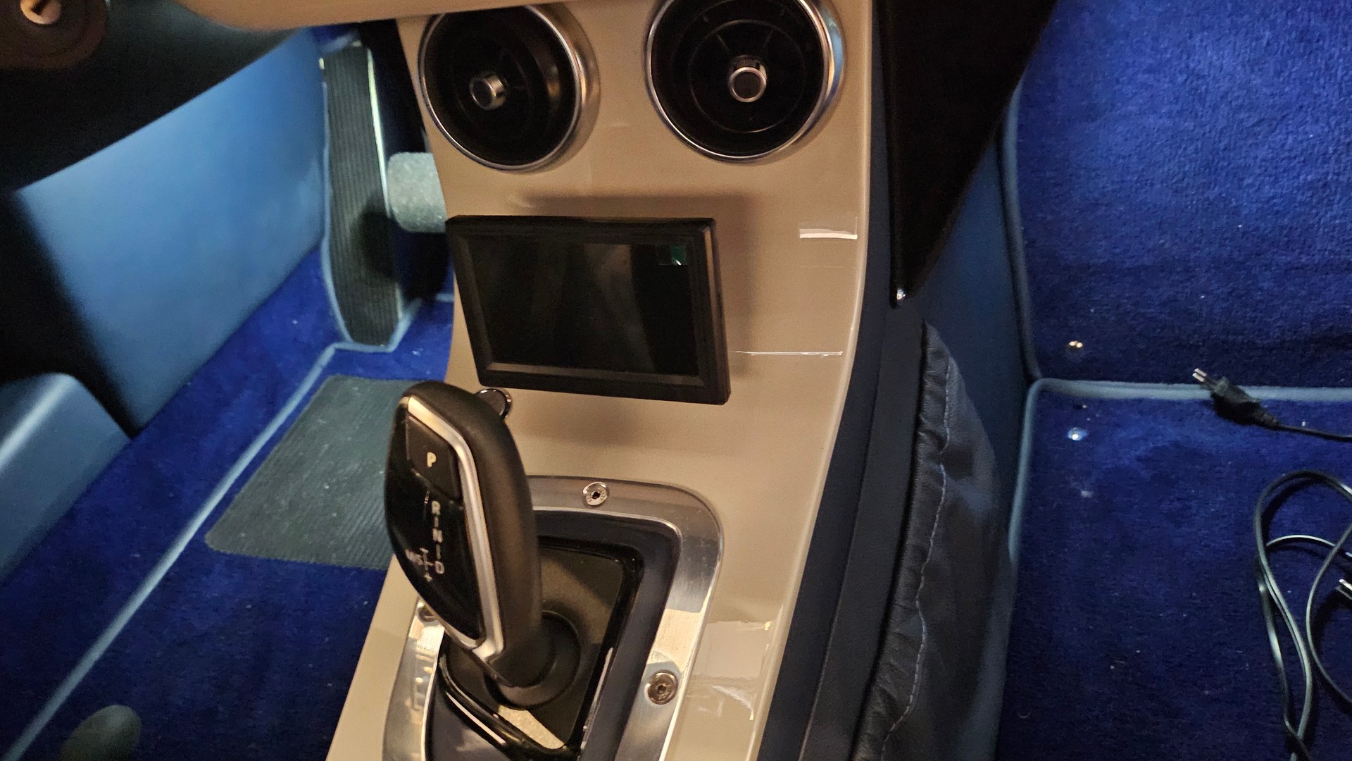 MORGAN Plus Six 3.0 Automatik-image-26