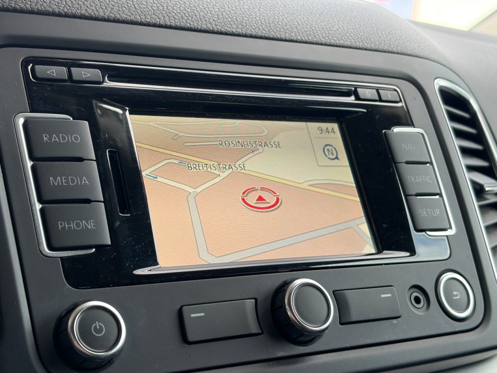 VW Sharan 2.0 TDI BlueMotion Technology Highline DSG-image-6