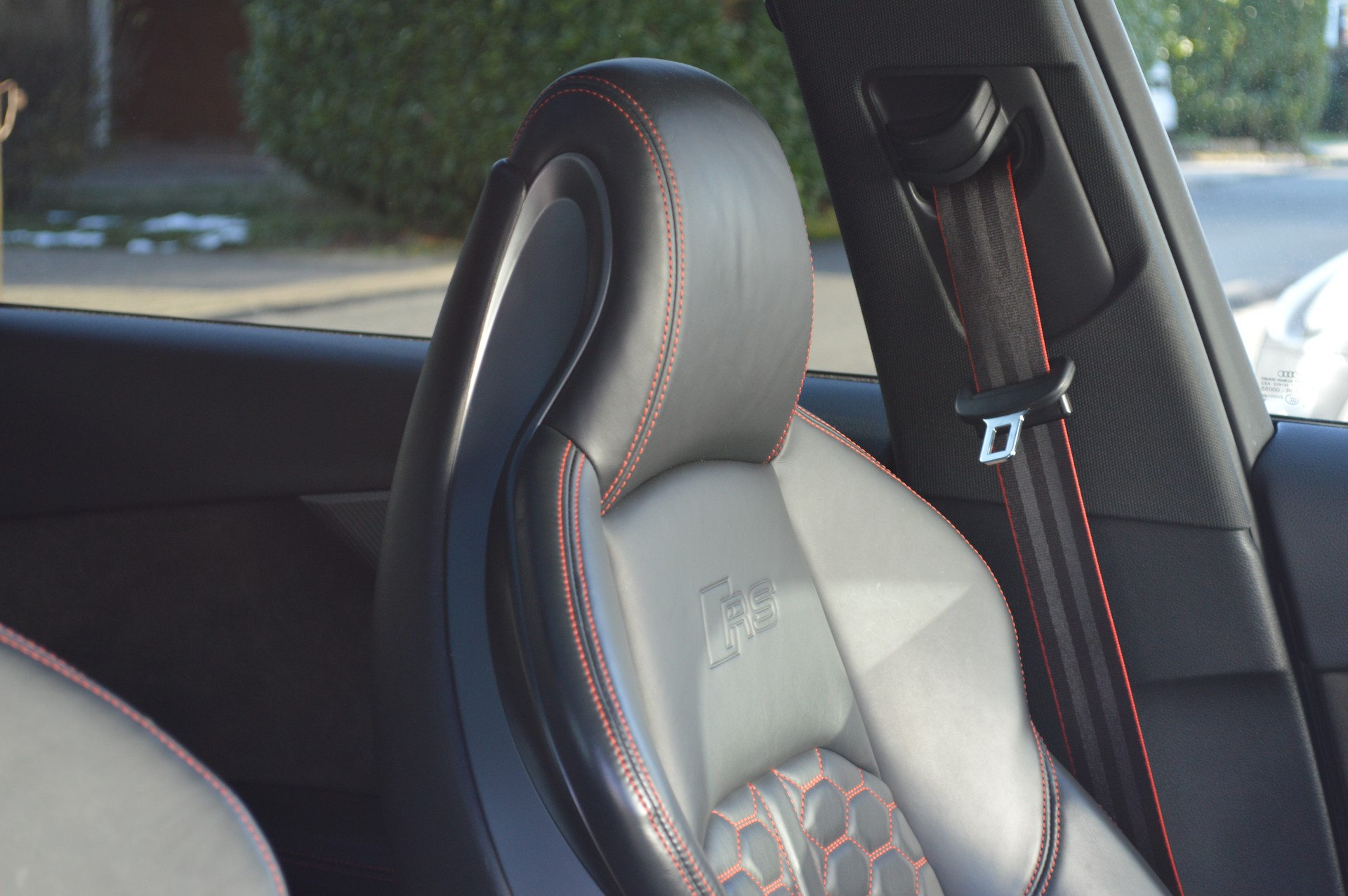 AUDI RS4 Avant 2.9 TFSI quattro tiptronic-image-17