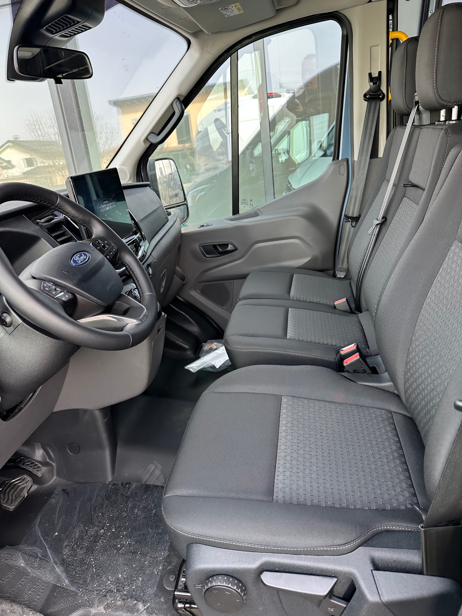 FORD Transit combi 350 L3 2.0 EcoBl Trend/150CV/Aut.-image-10