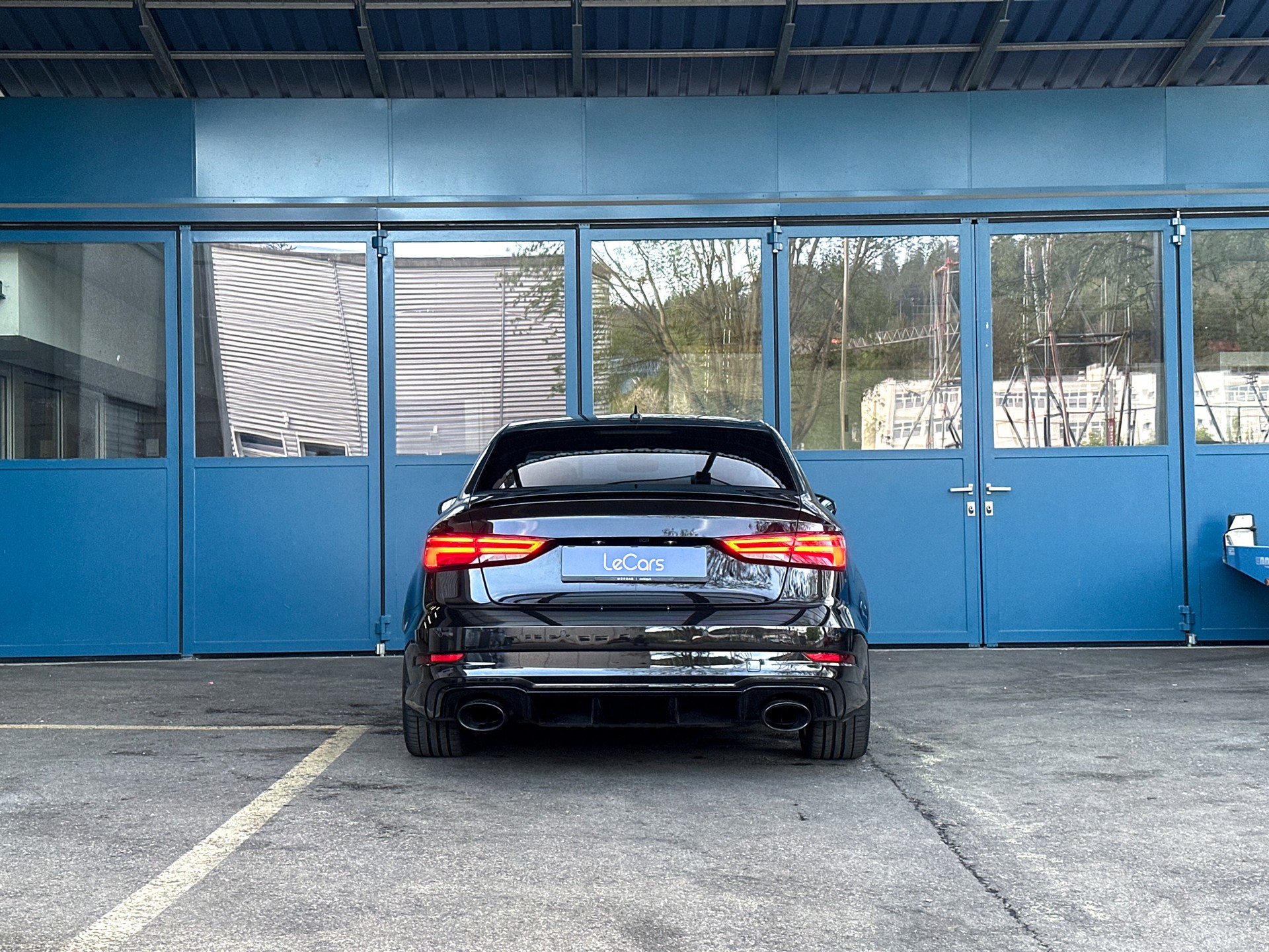 AUDI RS3 Limousine 2.5 TSI quattro S-tronic-image-4