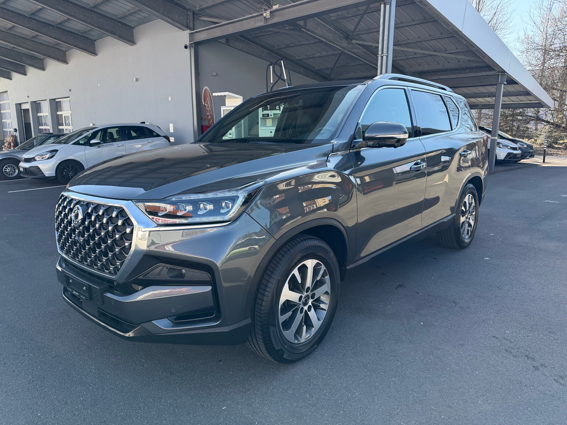 KGM-SsangYong Rexton 2.2 CRDi 7 Pl. Sapphire 4WD AT-image-5