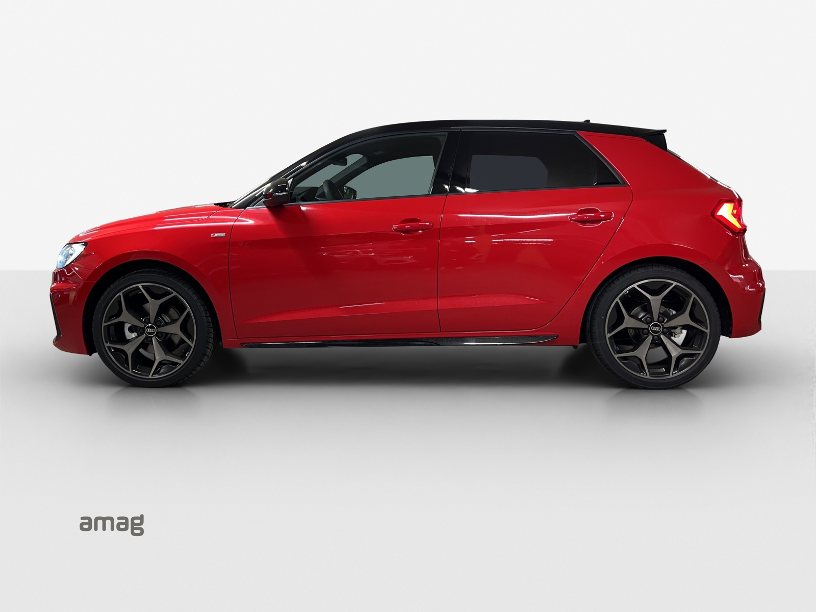AUDI A1 Sportback 30 TFSI S Line Attraction S-tronic-image-1