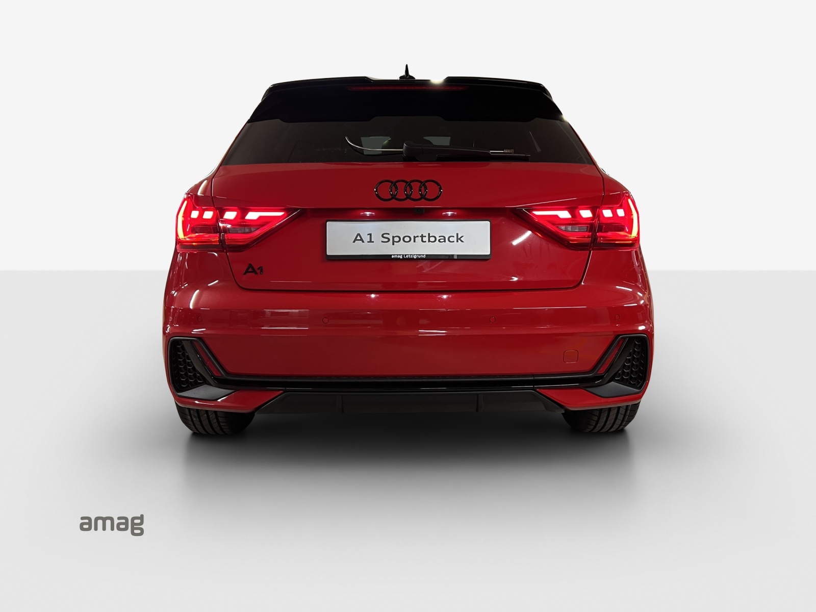 AUDI A1 Sportback 30 TFSI S Line Attraction S-tronic-image-3