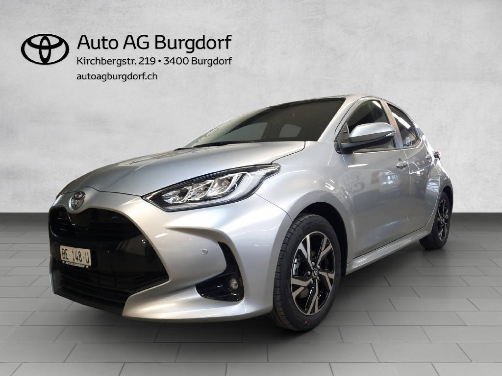 TOYOTA Yaris 1.5 VVT-i HSD Trend-image-1