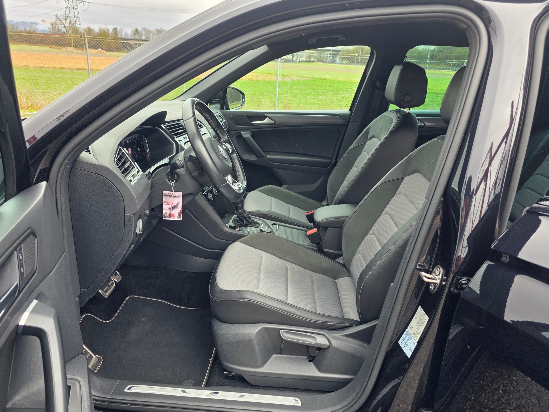 VW Tiguan 2.0TSI Highline / R-Line 4Motion DSG-image-7