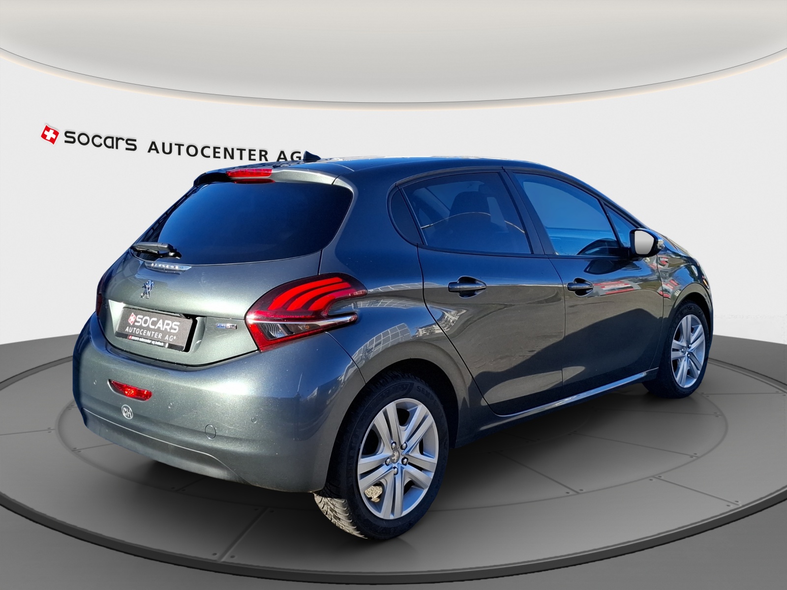 PEUGEOT 208 1.2 PureTech Style EAT6 // Zahnriemen und Wasserpumpe ersetzt mit 96800 km-image-1