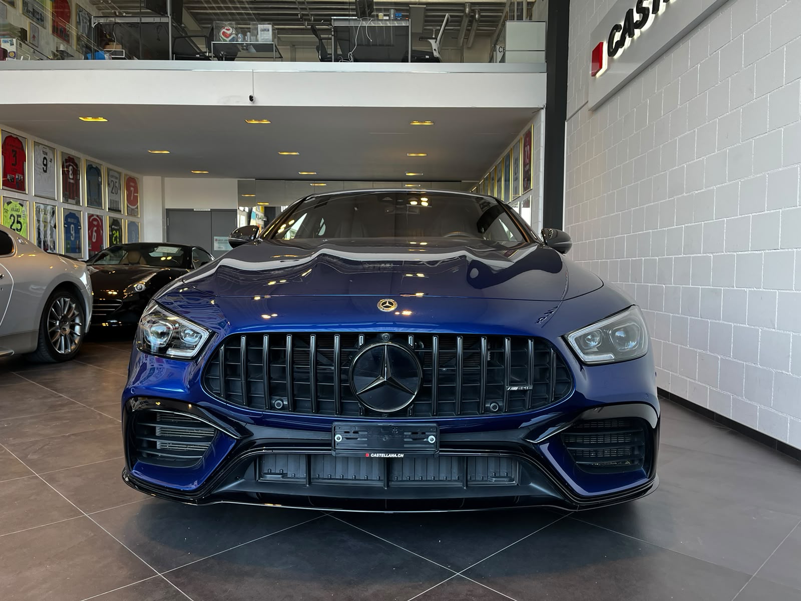 MERCEDES-BENZ AMG GT 4 63 4Matic+-image-2