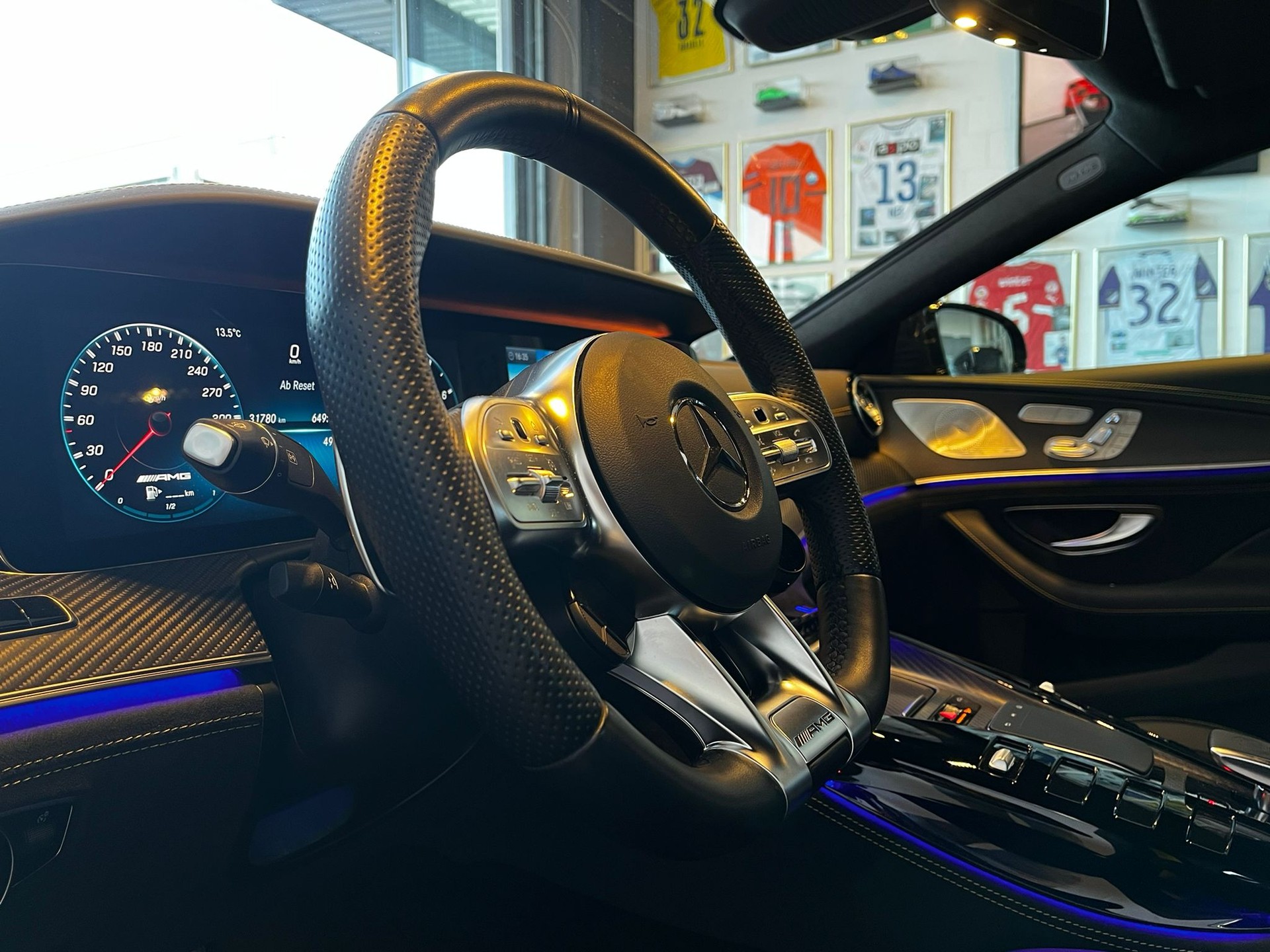 MERCEDES-BENZ AMG GT 4 63 4Matic+-image-13