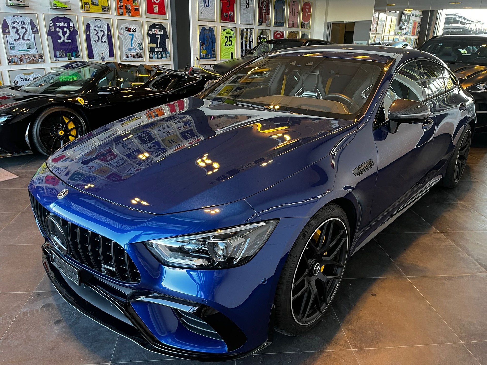 MERCEDES-BENZ AMG GT 4 63 4Matic+-image-3