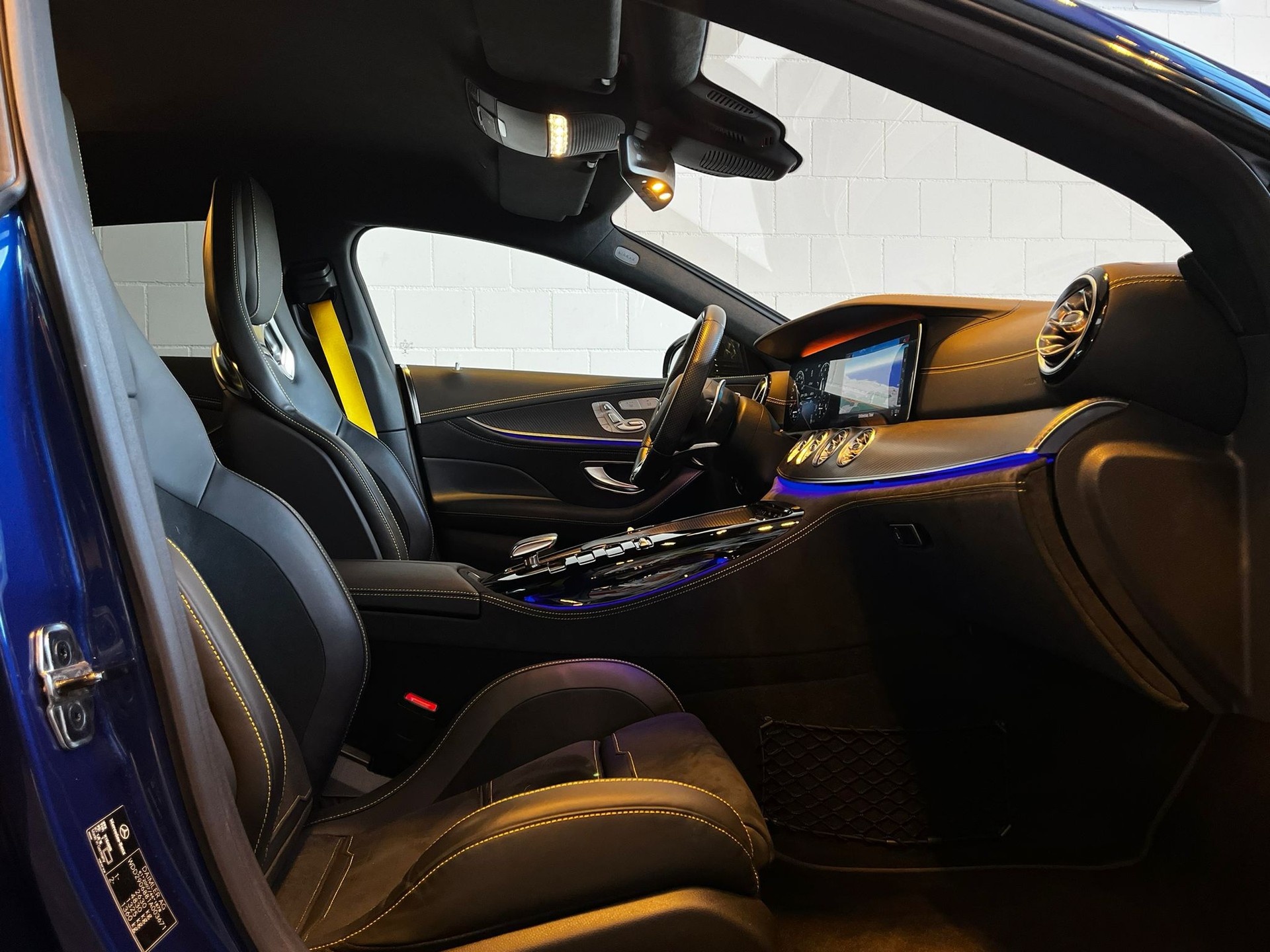 MERCEDES-BENZ AMG GT 4 63 4Matic+-image-17