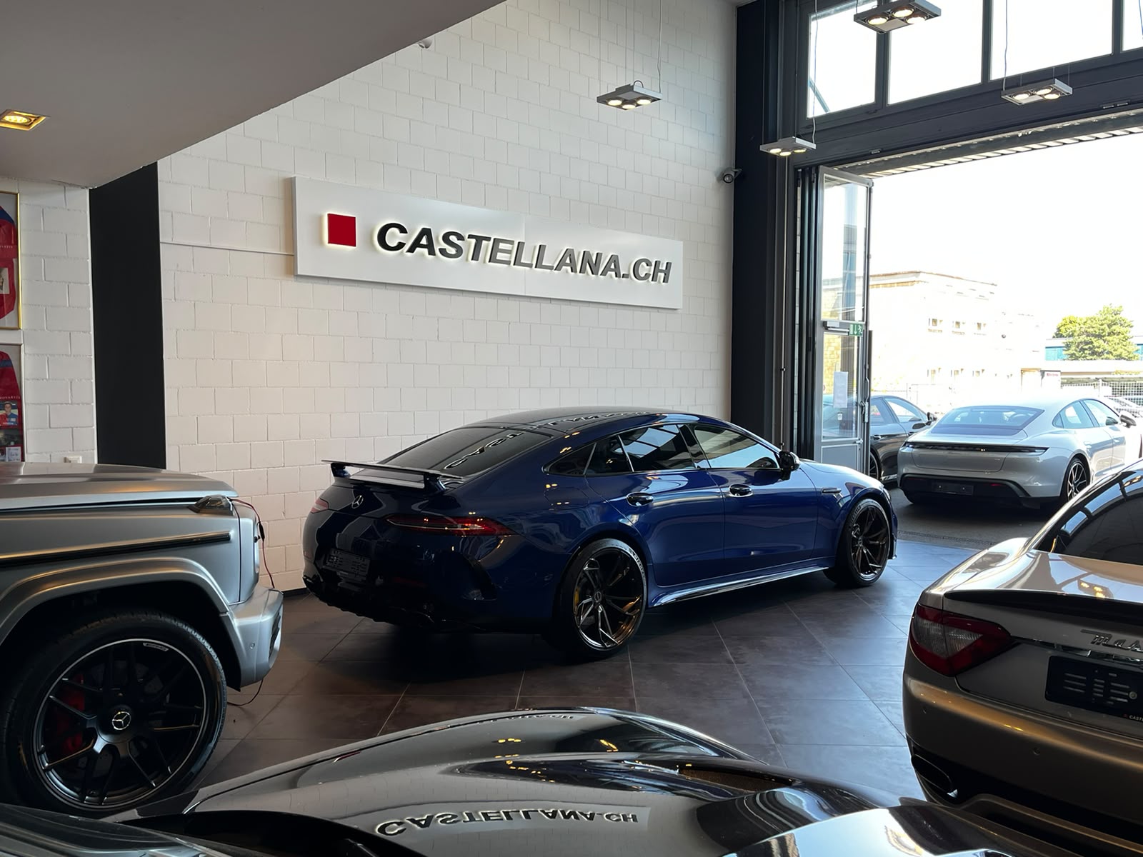 MERCEDES-BENZ AMG GT 4 63 4Matic+-image-5