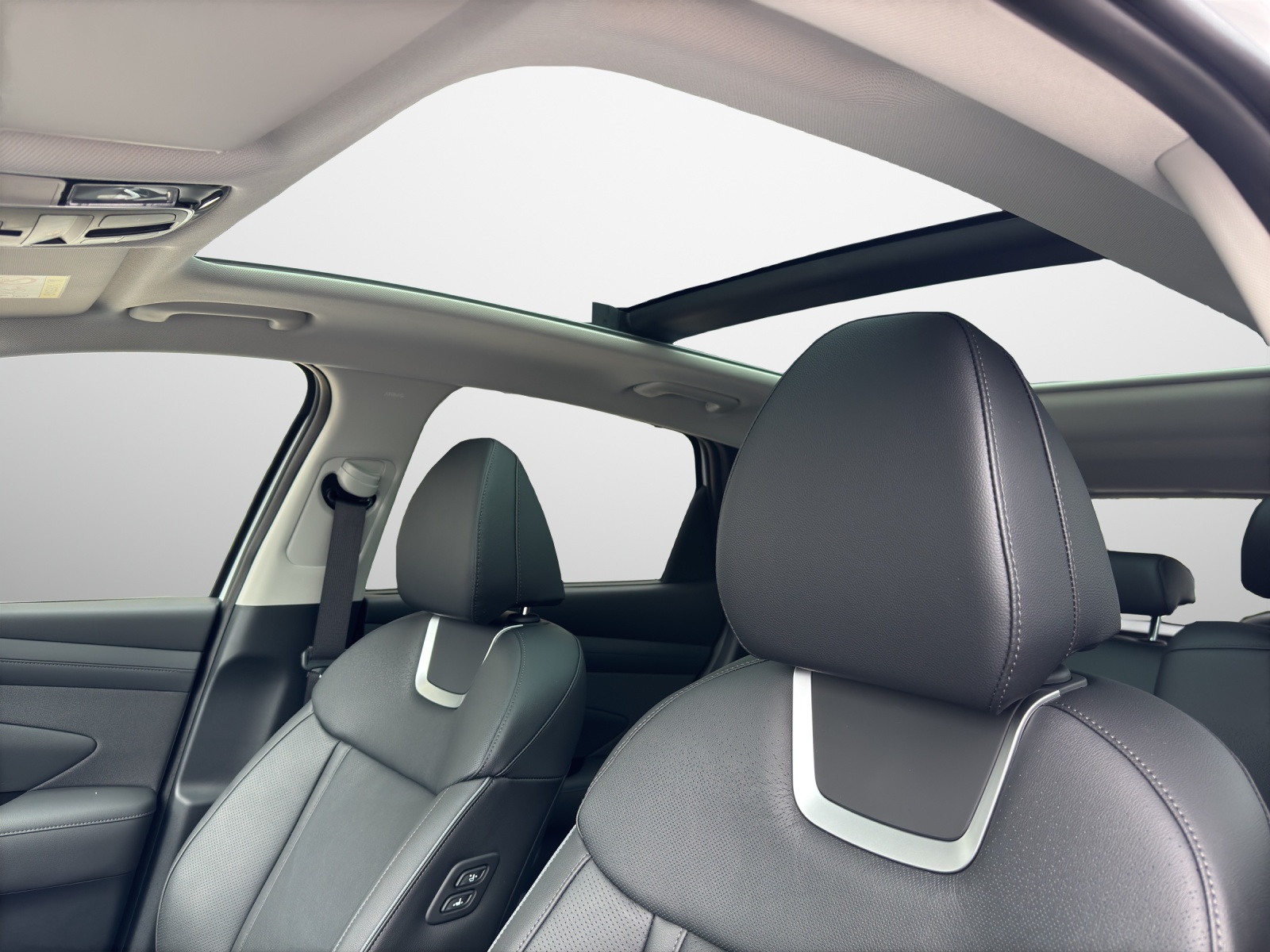 HYUNDAI Tucson 1.6 T-GDi HEV Vertex Swiss Edition 4WD MY26-image-12